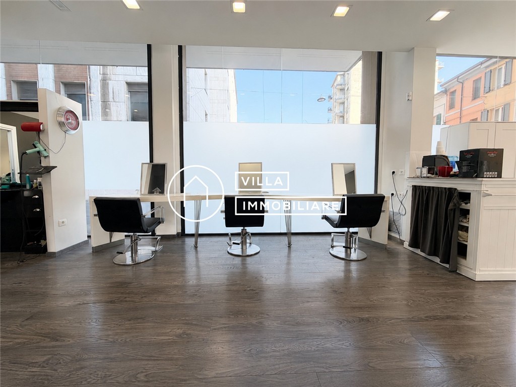 Villa immobiliare Forlì - COMMERCIALE riferimento 2136