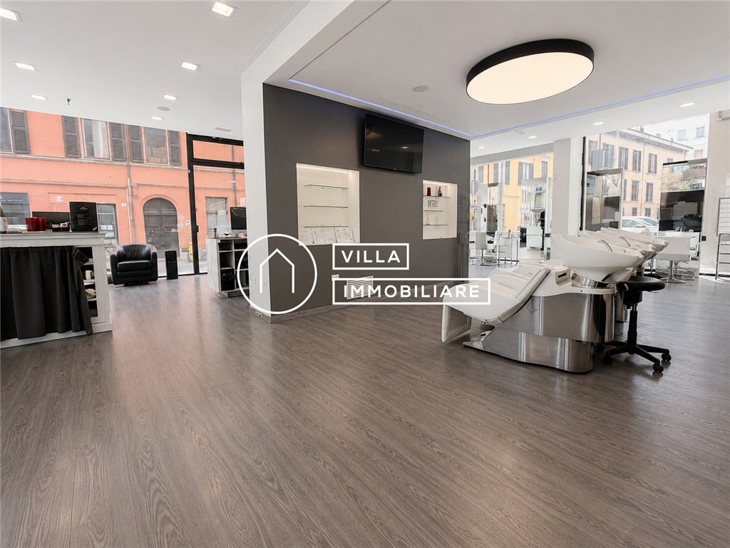 Villa immobiliare Forlì - COMMERCIALE riferimento 2136