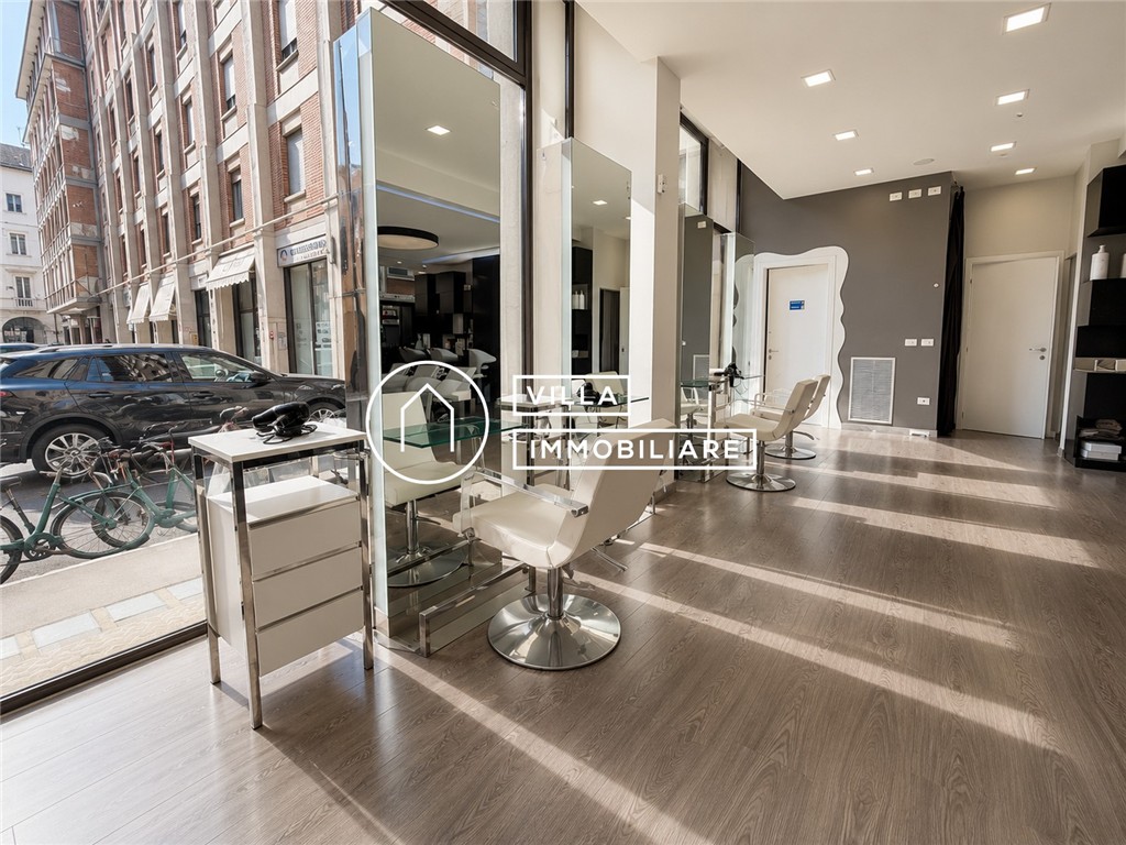 Villa immobiliare Forlì - COMMERCIALE riferimento 2136