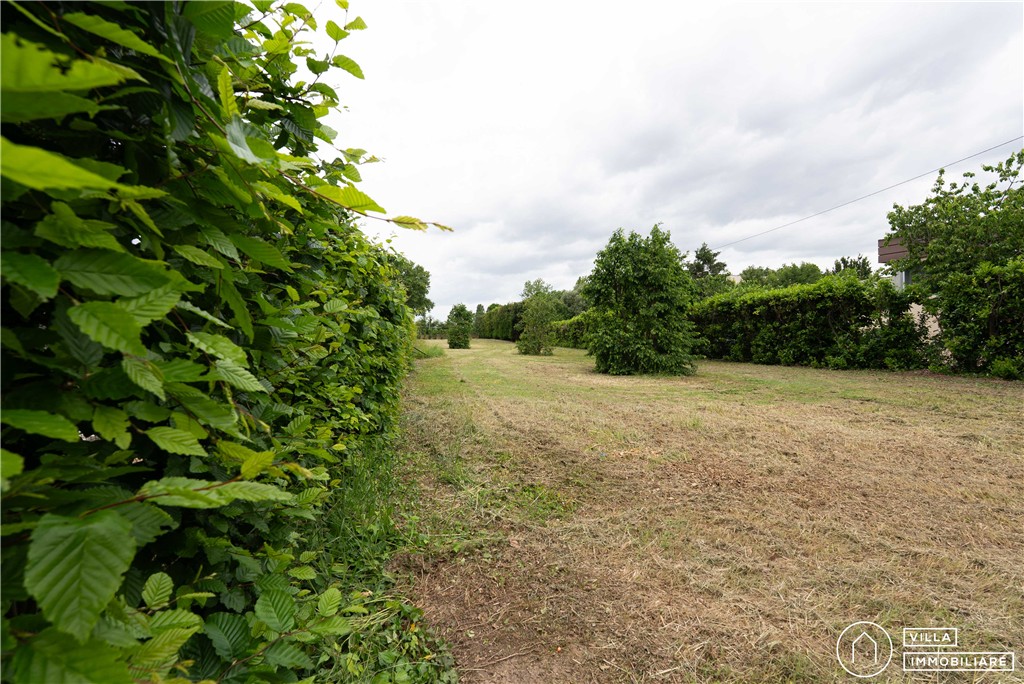 Villa immobiliare Forlì - TERRENO riferimento 2137