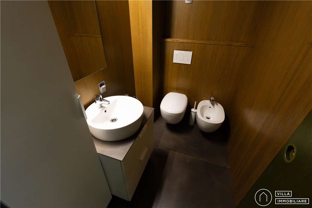 Villa immobiliare Forlì - COMMERCIALE riferimento 2123